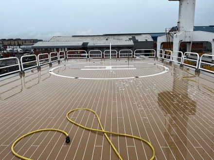 Deck-Cleaning-2